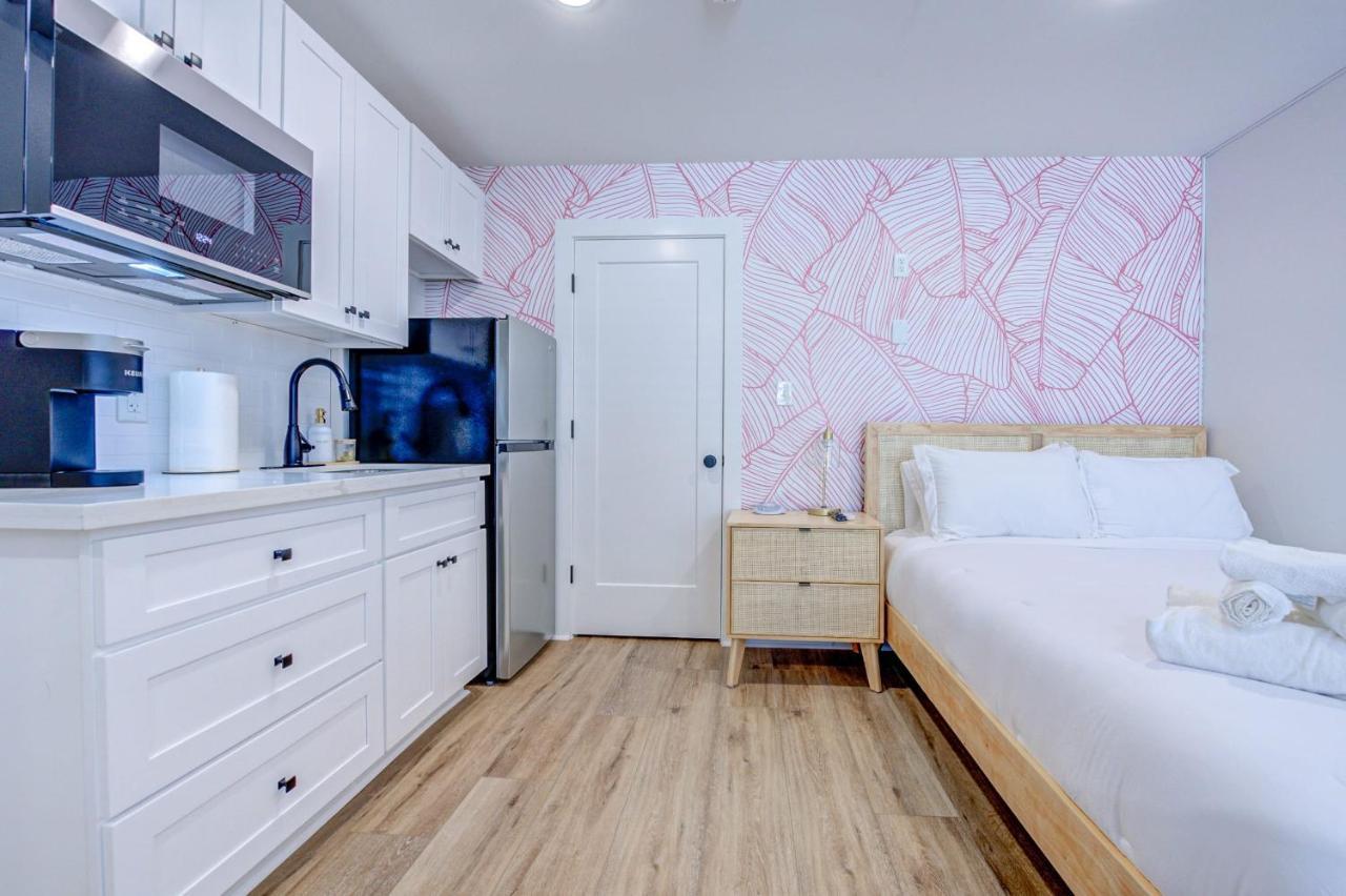 Pink Flamingo Studio Apartment Galveston Exterior foto